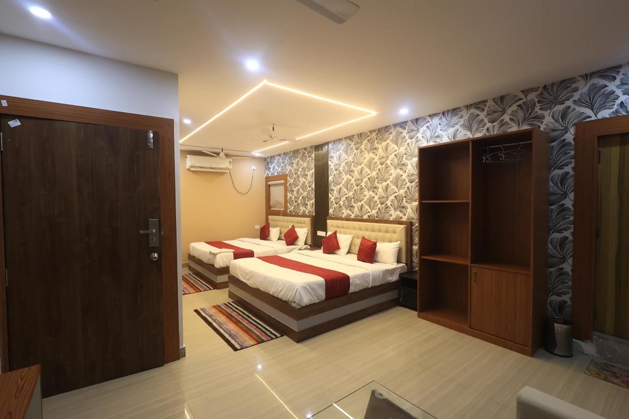 Hotel Space Setter Bhubaneswar Exterior photo