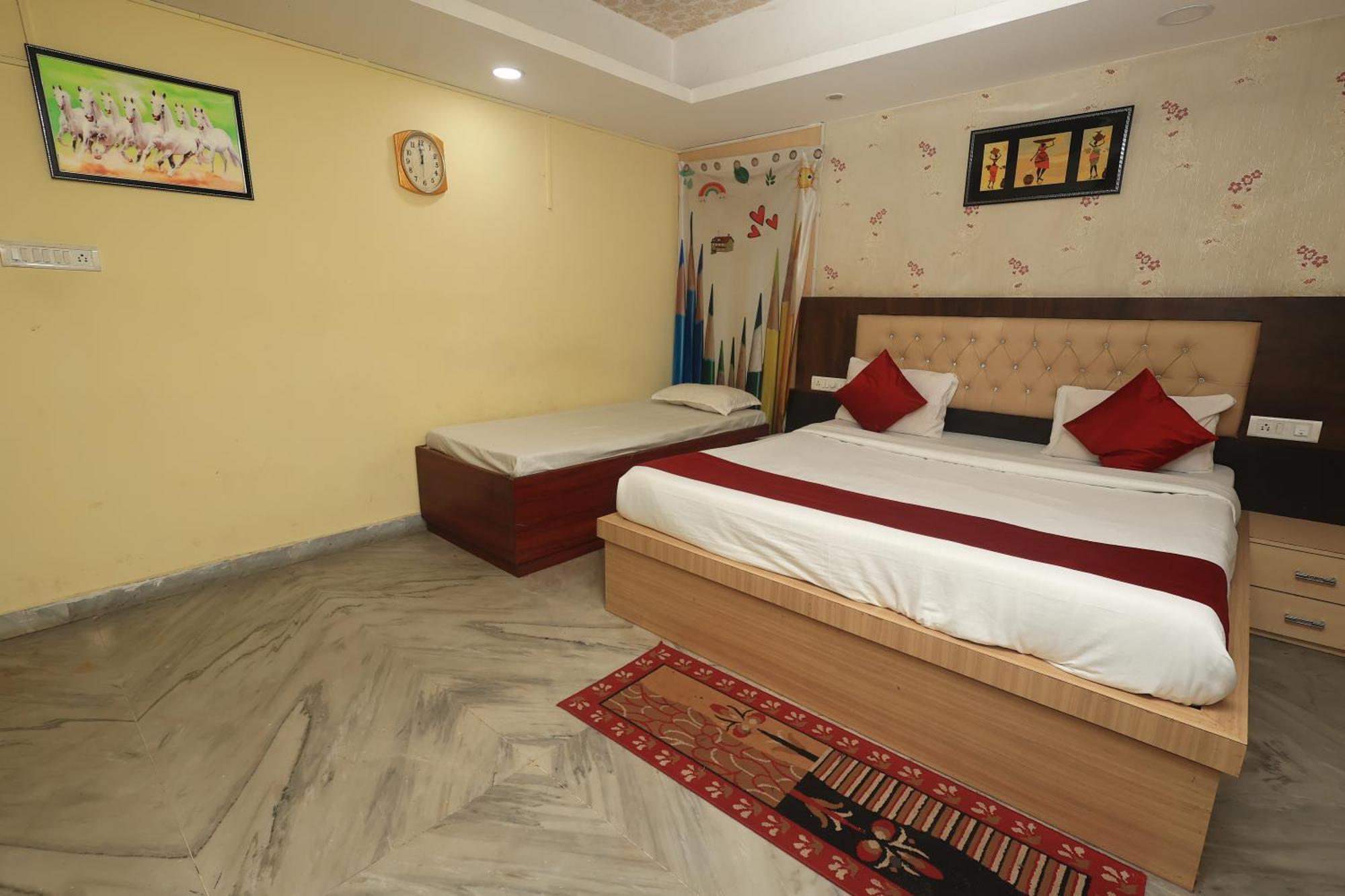 Hotel Space Setter Bhubaneswar Exterior photo