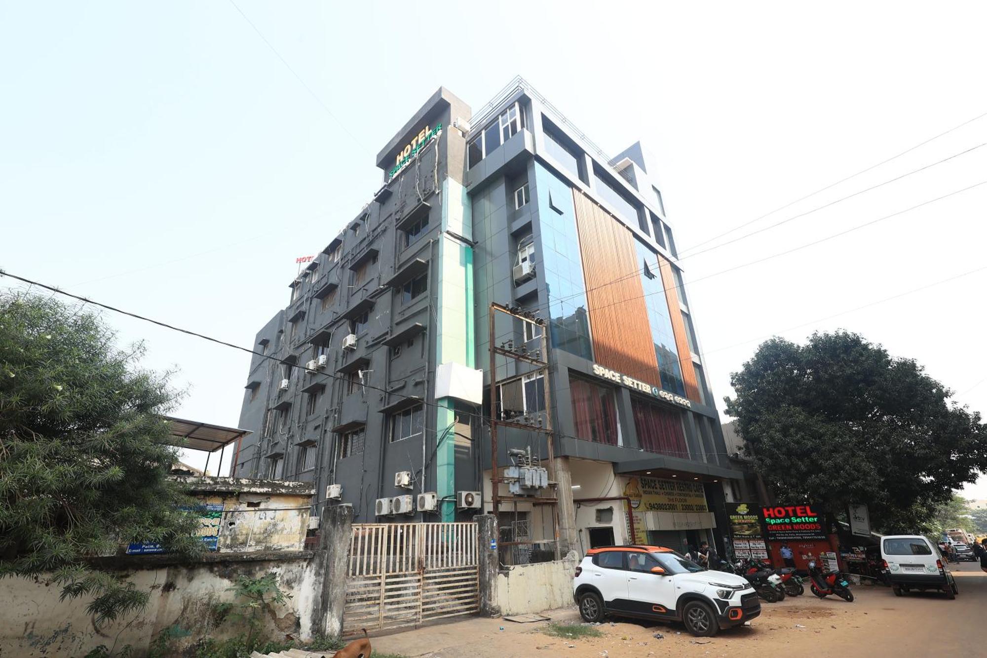 Hotel Space Setter Bhubaneswar Exterior photo